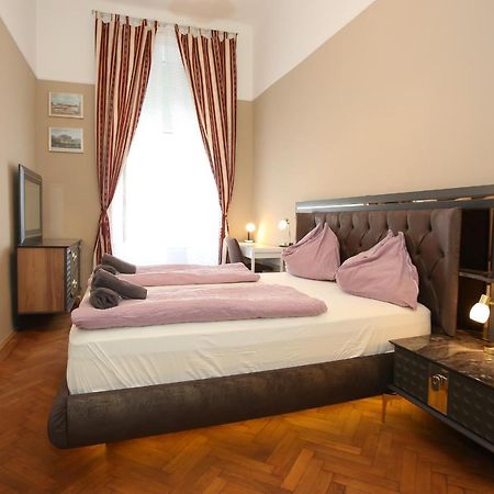 Apartments Vienna Opera Esterno foto